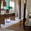 Ser Casasandra Boutique Hotel                                                                    