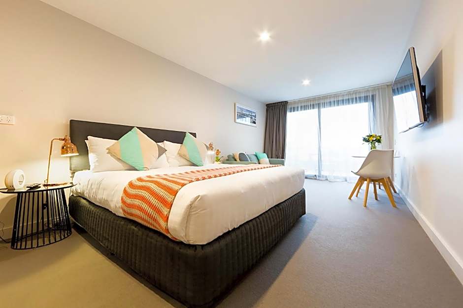 Customs House Hotel