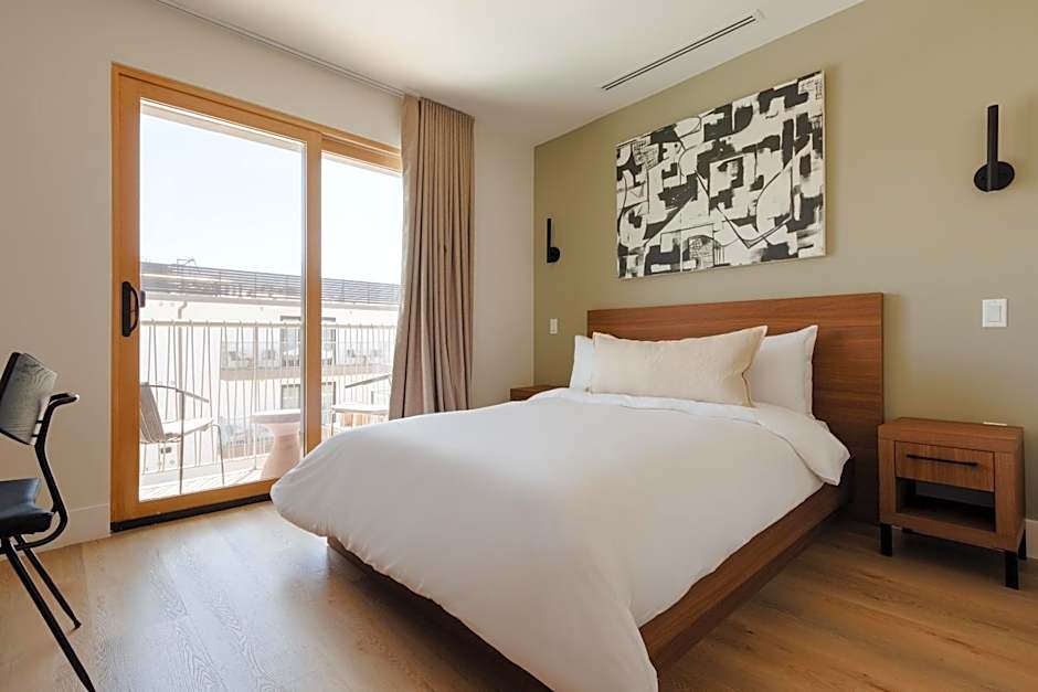 The Lum Hotel Los Angeles Stadium District