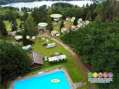 Nad rybníkem Hnačov - rodinný rekreační areál