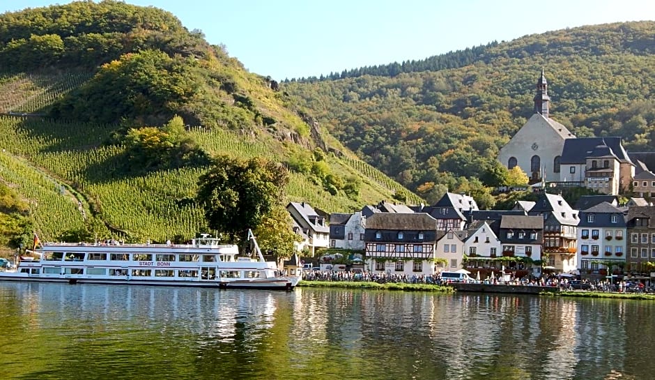 Moselstern Hotel Zum guten Onkel