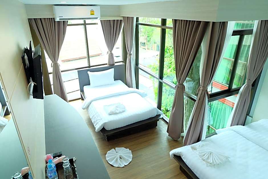 Photo 1 of 13 of Deluxe 2 Beds