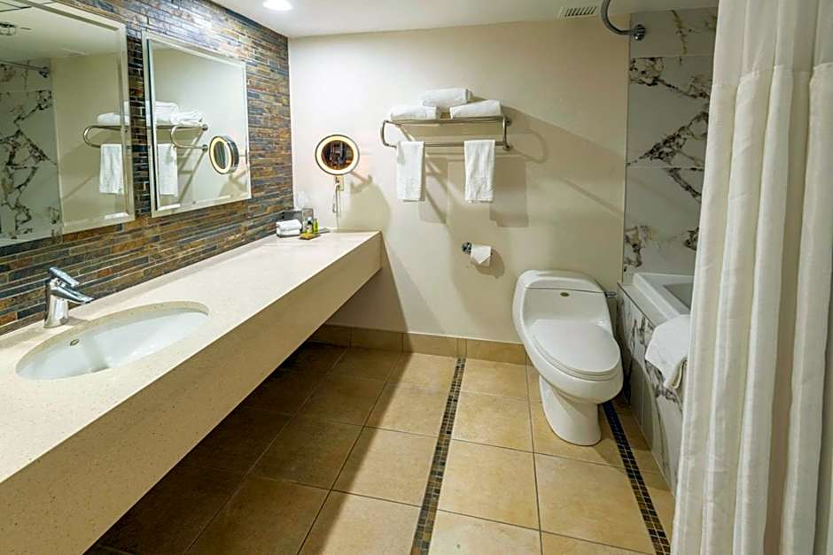 Chateau Cartier Hotel & Resort, an Ascend Collection Resort