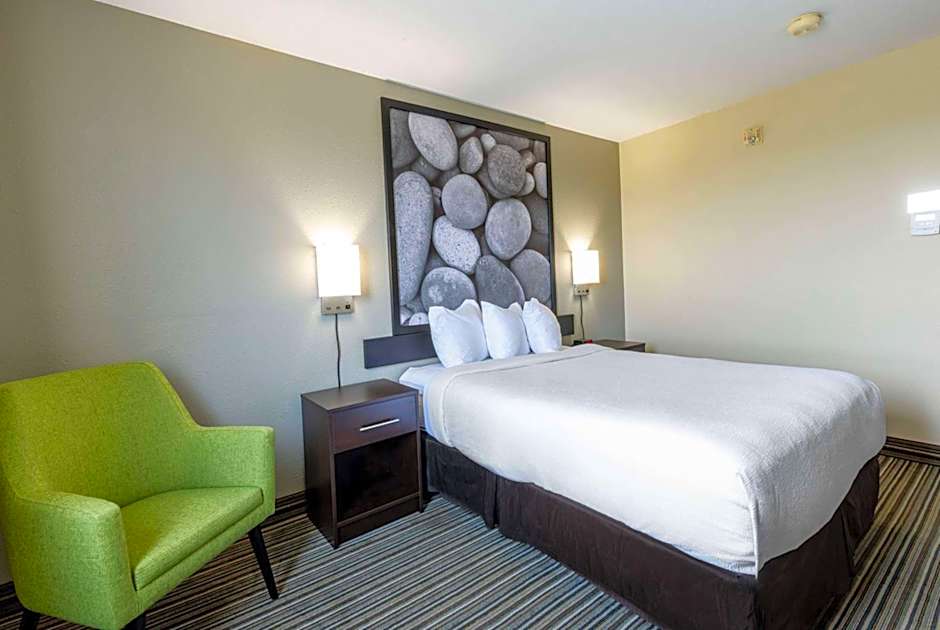 Super 8 by Wyndham Truro NS