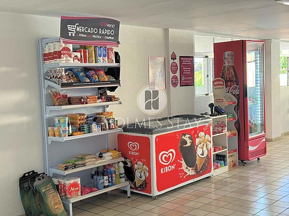 Apto 3 quartos grande a 50m do Mar AH113