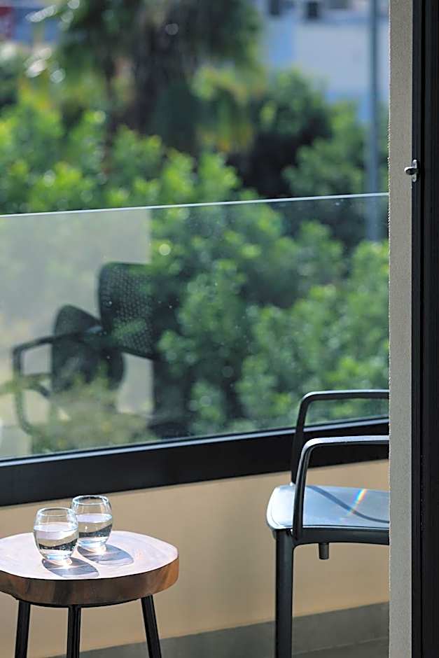 Chapter 02 Gallery Suites