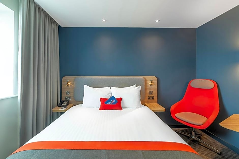 Holiday Inn Express - London Heathrow T4 By IHG