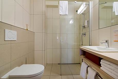 Comfort Quadruple Room