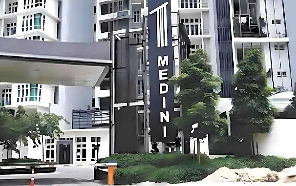 Holi 1Medini Suites Legoland