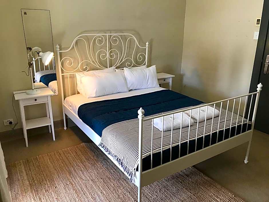 Coolangatta Sands Hotel