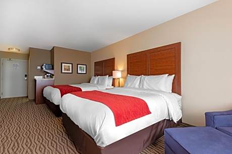 Queen Room with Two Queen Beds - Non-Smoking