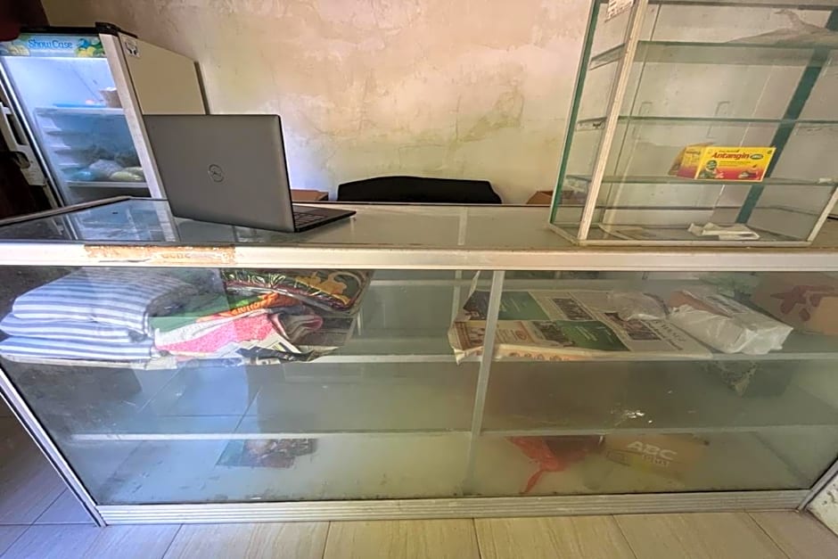 Hotel O Homestay Srikandi Pulau Merah BeachNearPantai Pancer