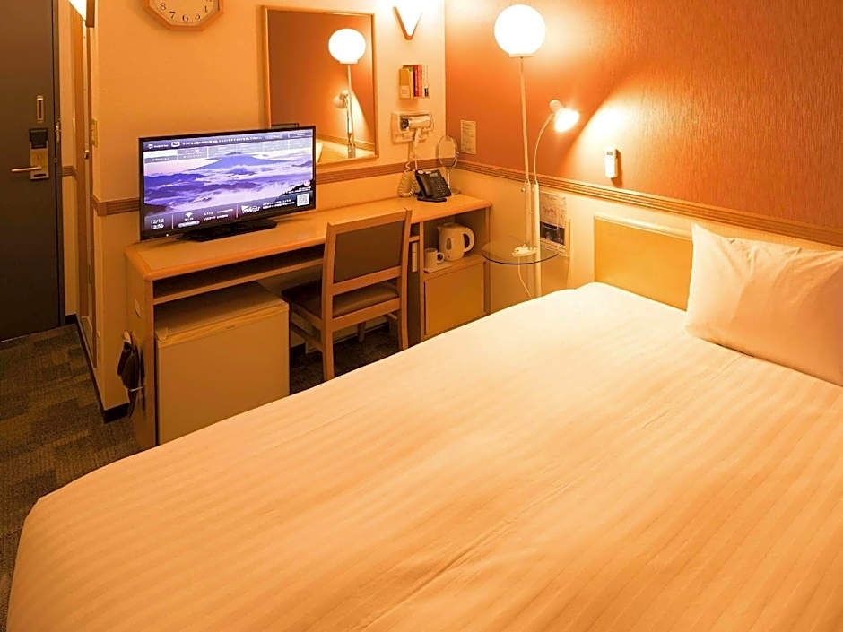 Toyoko Inn Souka-eki Nishi-guchi