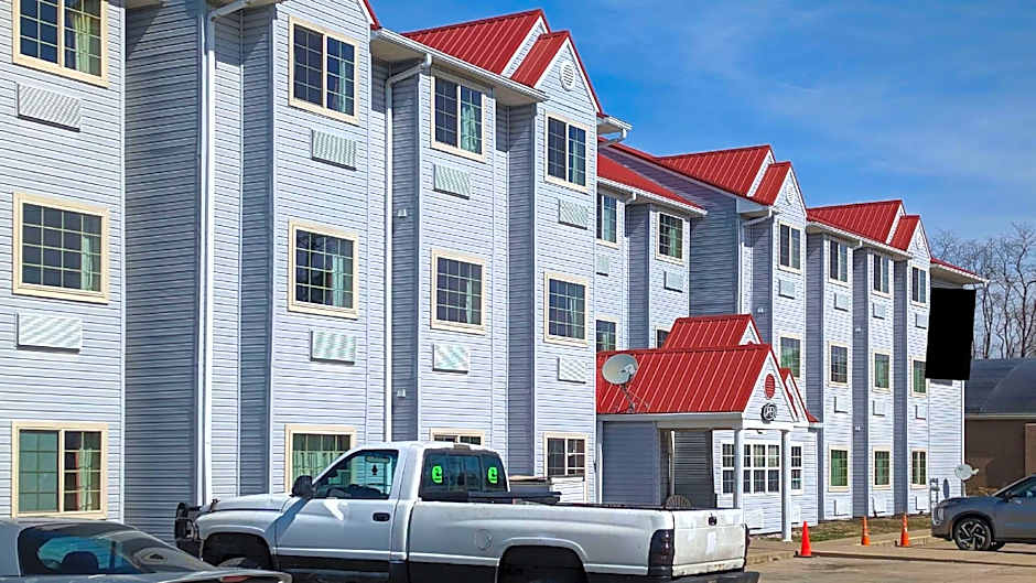 St Clair Inn and Suites