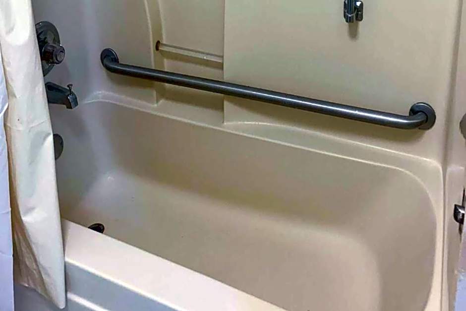 Super Inn & Suites by OYO Milledgeville