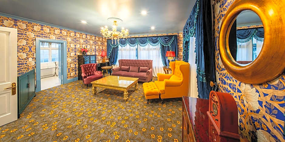 Prince's Gate Hotel
