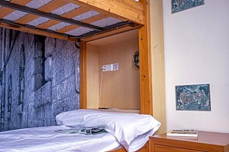 Female room with 10 beds with private bathroom