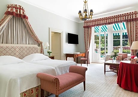 Two Bedroom Royal Garden Suite 