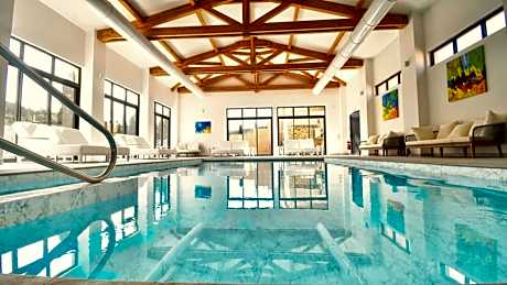 Domaine Ribiera, Hotel 5 Etoiles, SPA & Golf - Forcalquier