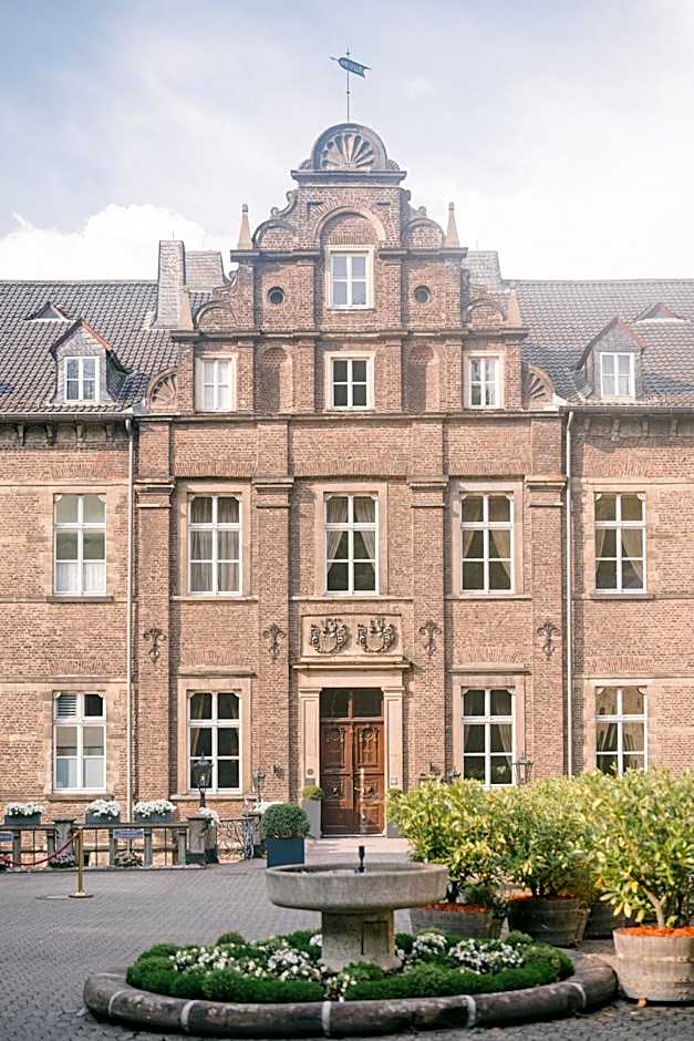 Schlosshotel Hugenpoet