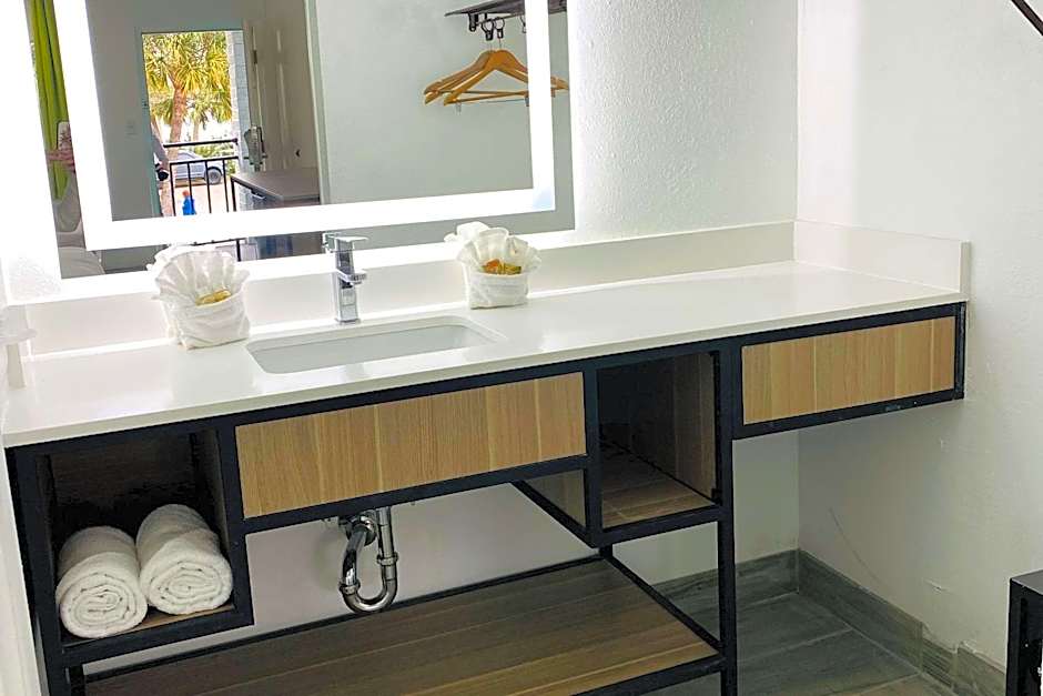 Rodeway Inn Clearwater - Central