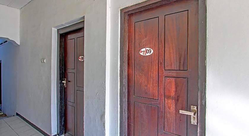 SPOT ON 91521 Mayong Guesthouse