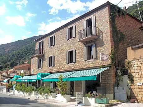 Hotel & Restaurant Le Beau Sejour