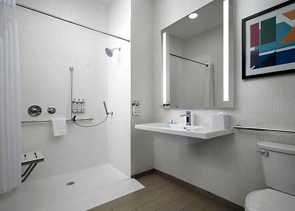 Holiday Inn Cincinnati Liberty Way By IHG