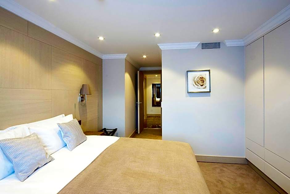 Claverley Court Apartment Knightsbridge