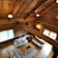 Log Hotel Larch Lake Kanayama