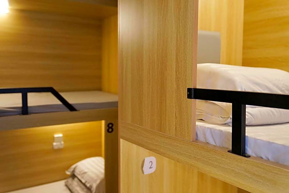 Waveflo Hostel 浪花青旅