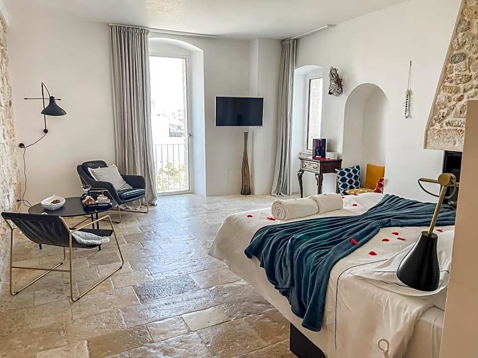 Antico Mondo Rooms & Suites