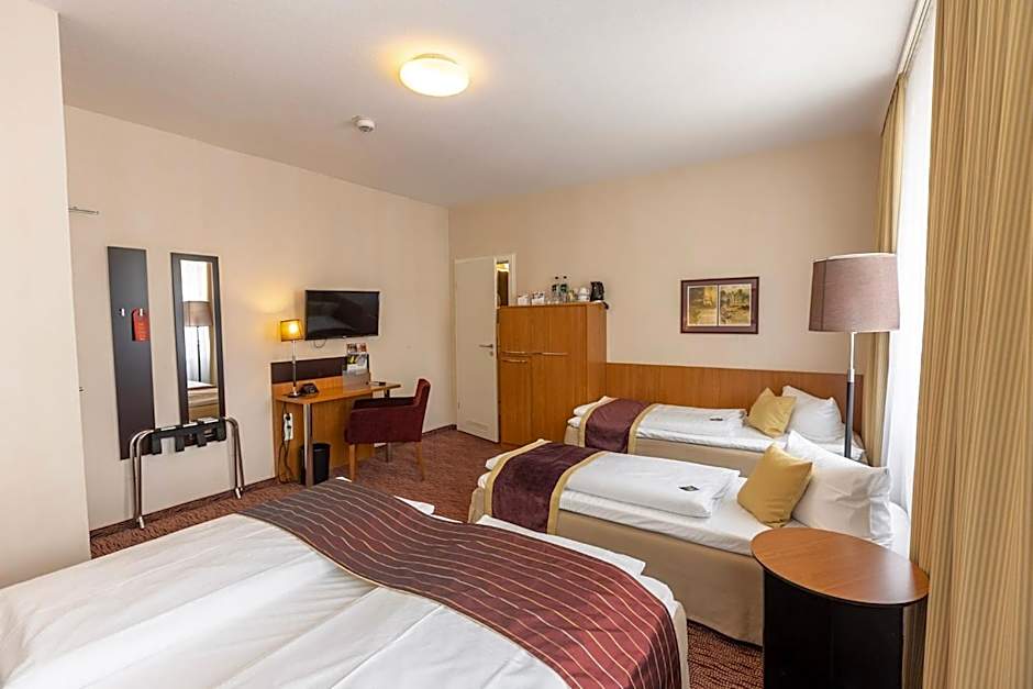 Comfort Hotel Tom Kyle