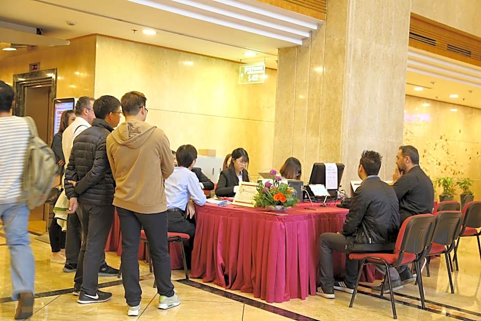 China Mayors Plaza Hotel