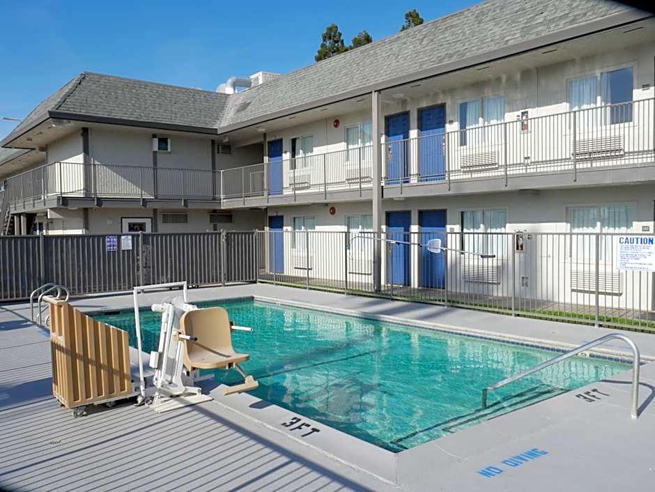 Motel 6-Sacramento, CA - South