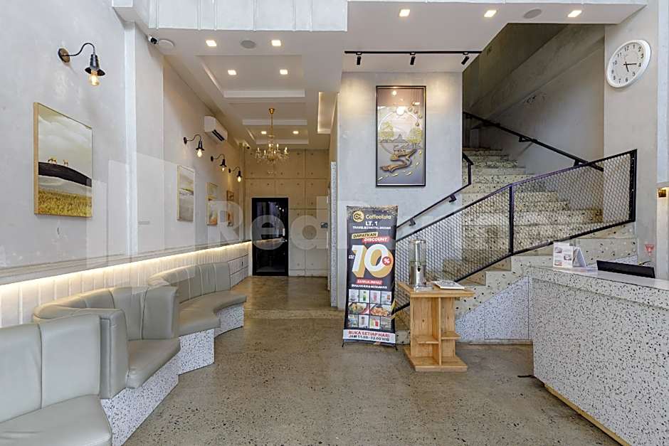 Travel Biz Hotel Medan Mitra RedDoorz