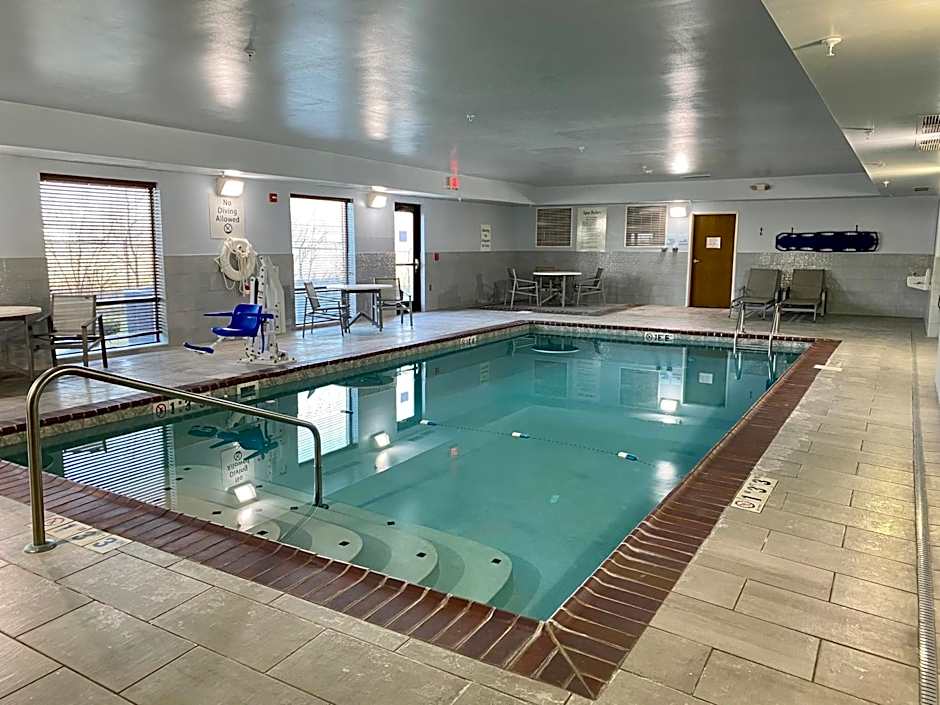 Holiday Inn Express & Suites Sidney By IHG