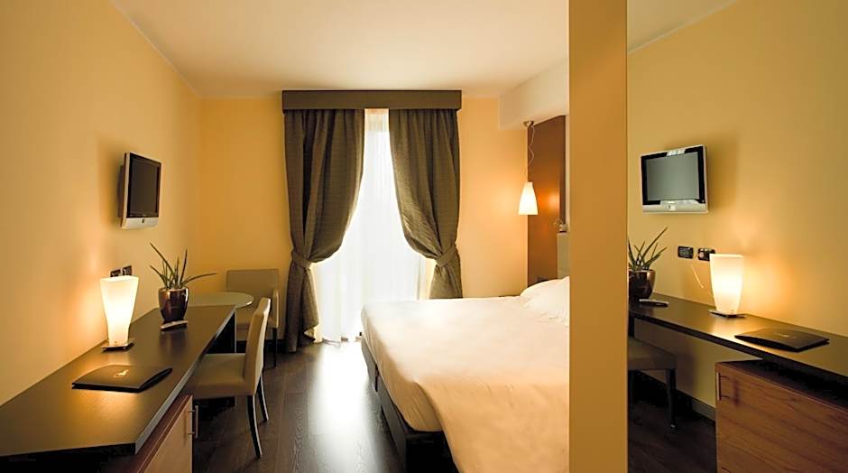 Red's Redaelli Hotel