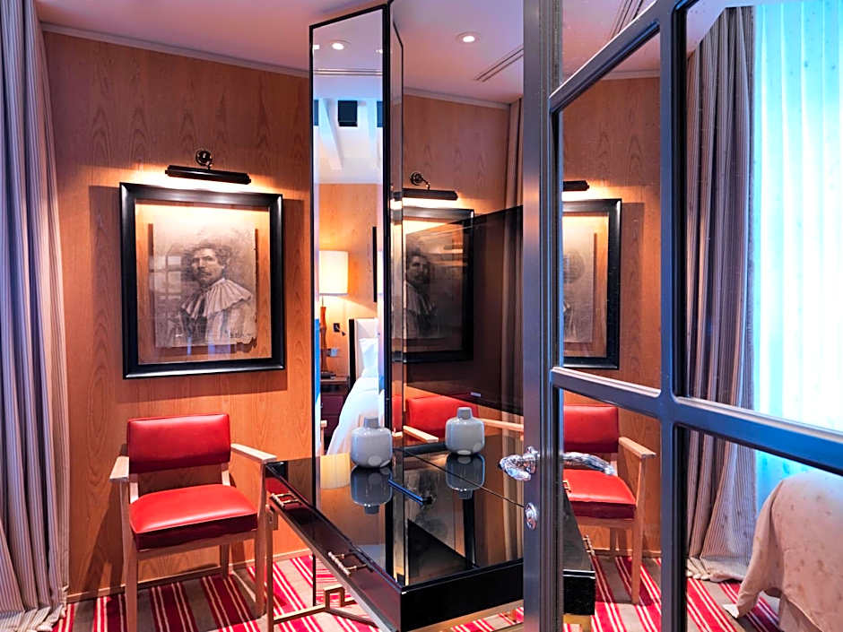 MARQUIS Faubourg St Honoré Relais & Châteaux