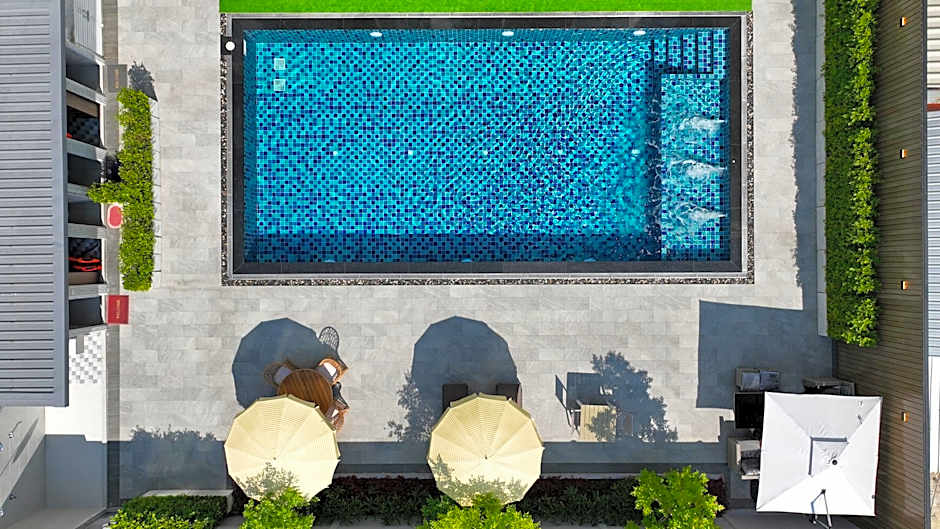 Three Seasons Bangkok