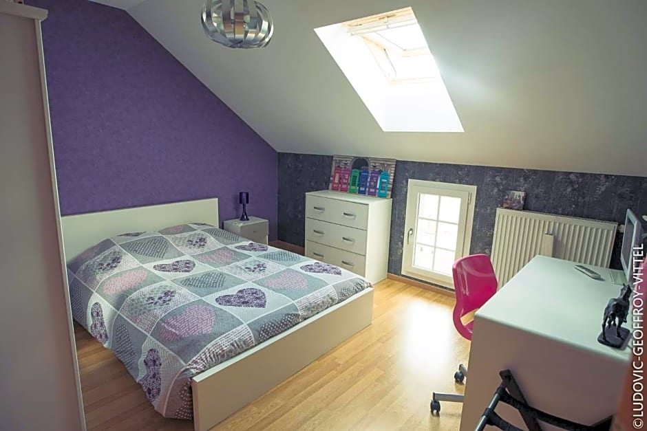 Le Nid d'Alex Spa , Rando et table d'hôte