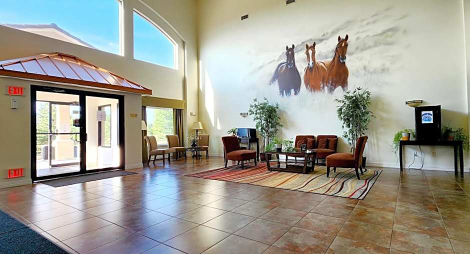 FairBridge Inn & Suites Canadian