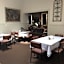 Royal Hotel Snake Valley