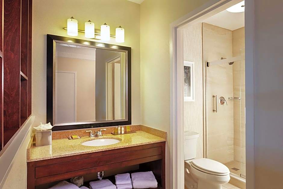 DoubleTree By Hilton Columbia