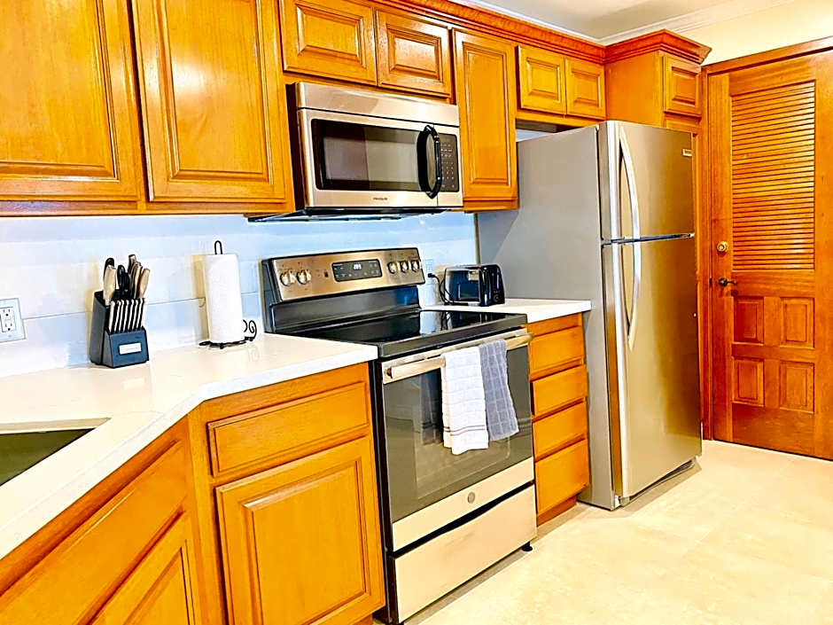 Hamilton Cove-Boho Chic Villa w/Golf Cart...No pets.