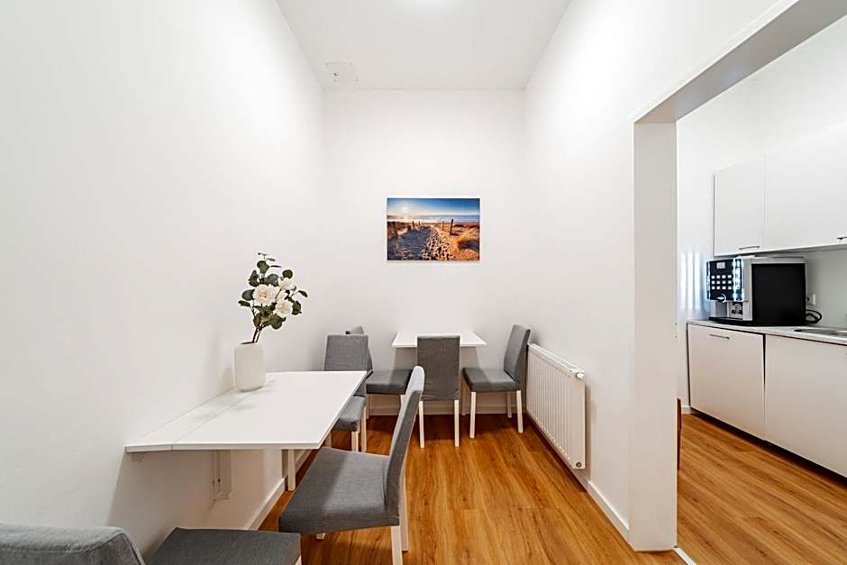 Modern Central City Rooms