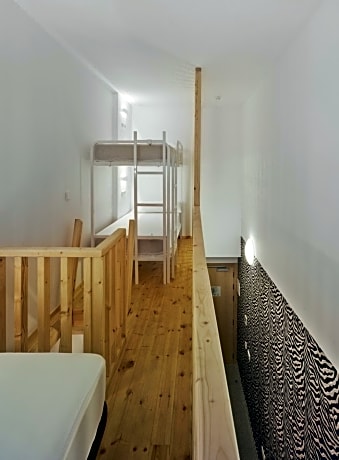  4-Bed Mixed Dormitory Room