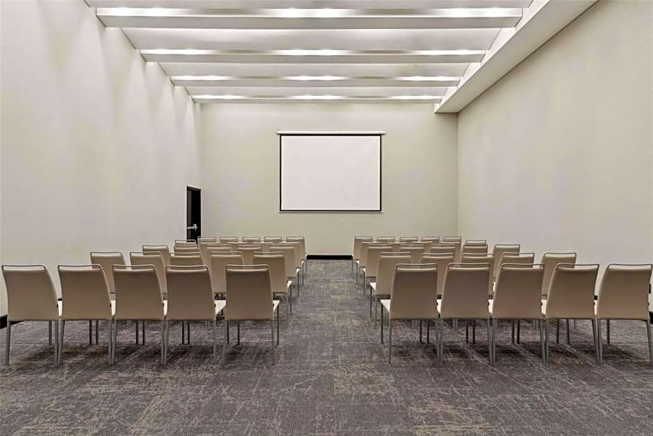 NH Collection Monterrey San Pedro