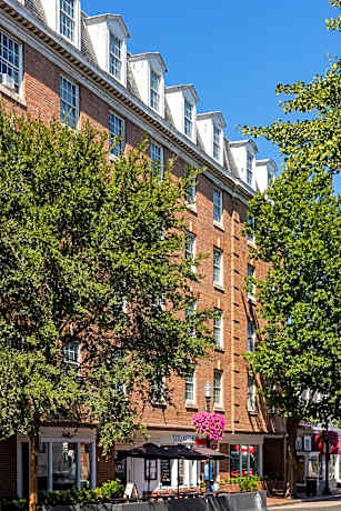 The Georgetown Inn