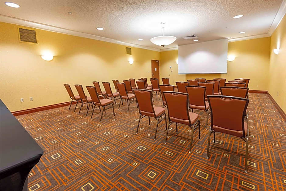 Drury Inn & Suites St. Louis near Forest Park